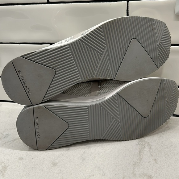 MICHAEL KORS Scout Sneakers Leather Wedge Heel Lace Up Silver Metallic 8M - Picture 9 of 16